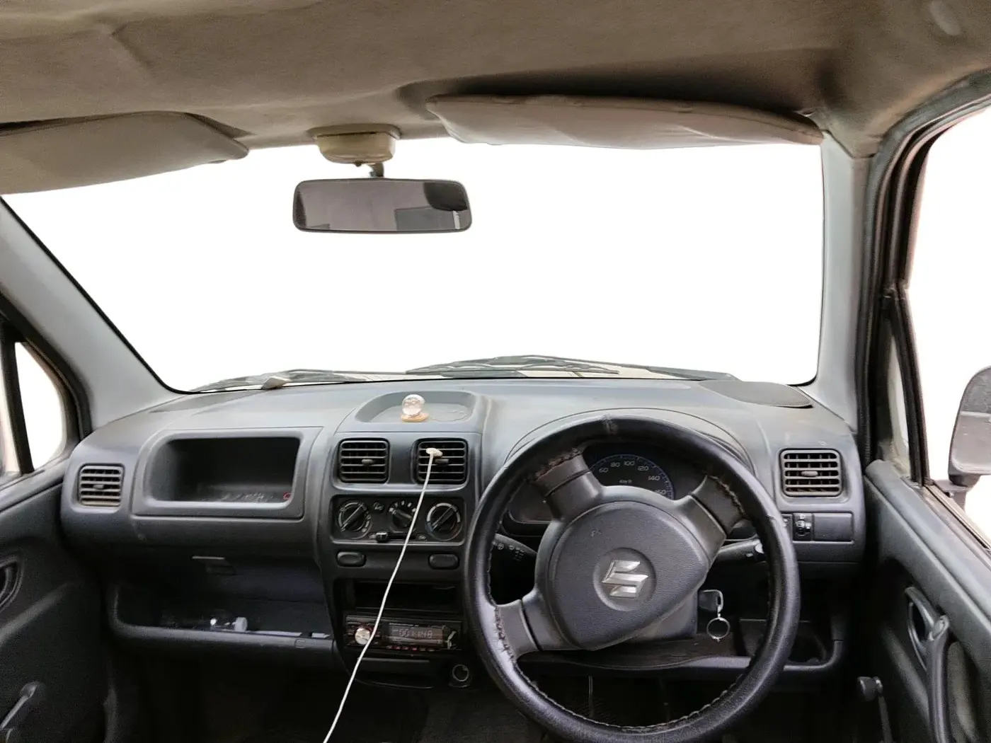 2010 Maruti Wagon R 1.0 LXI, CNG, Manual, 1,23,627 km, interior