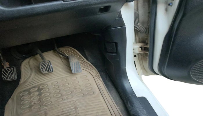 2014 Maruti Wagon R 1.0 VXI, Petrol, Manual, 1,08,152 km, interior