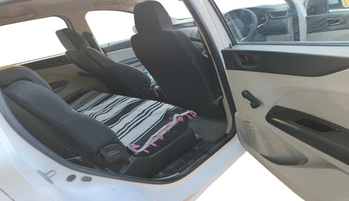 2019 Renault TRIBER RXL MT, Petrol, Manual, 1,31,360 km, interior