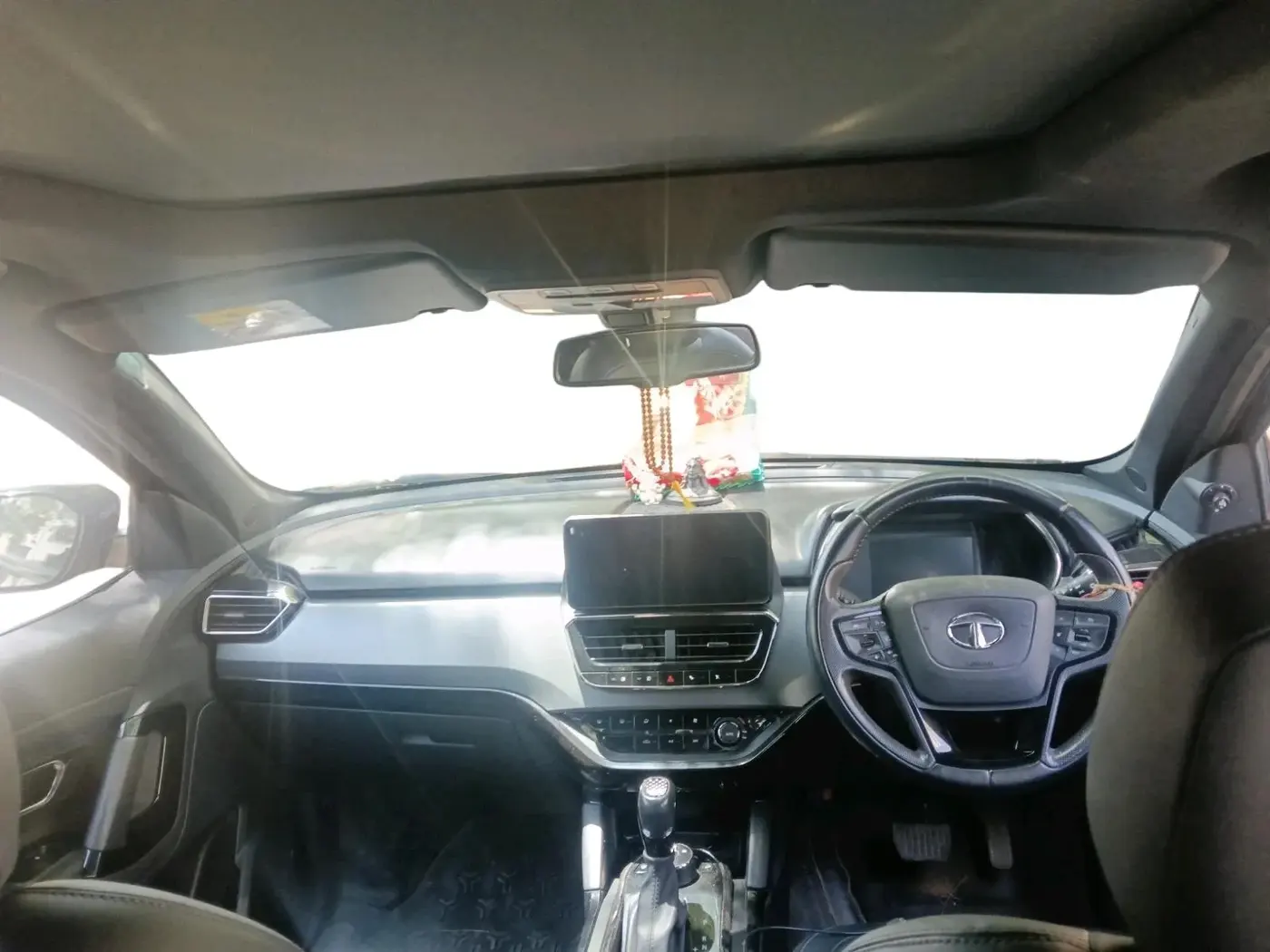 2023 Tata Harrier XZA PLUS 2.0L DARK EDITION, Diesel, Automatic, 22,205 km, interior
