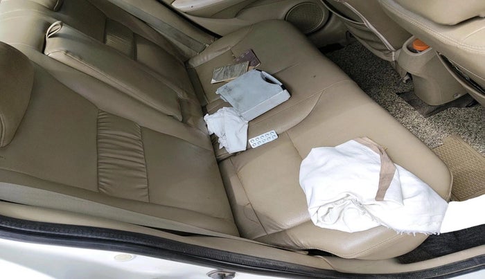 2011 Honda City 1.5L I-VTEC S MT, CNG, Manual, 1,35,421 km, interior