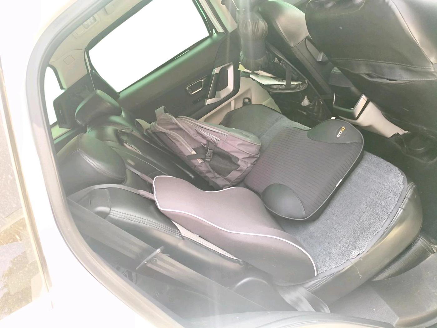2021 Tata Safari XT PLUS, Diesel, Manual, 61,939 km, interior