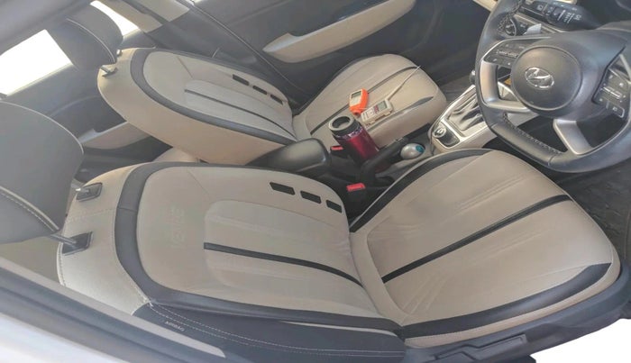 2023 Hyundai VENUE S (O) 1.0 Turbo Petrol DCT, Petrol, Automatic, 18,565 km, interior