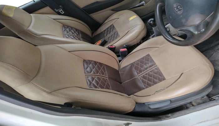 2013 Hyundai Eon ERA +, CNG, Manual, 1,53,293 km, interior