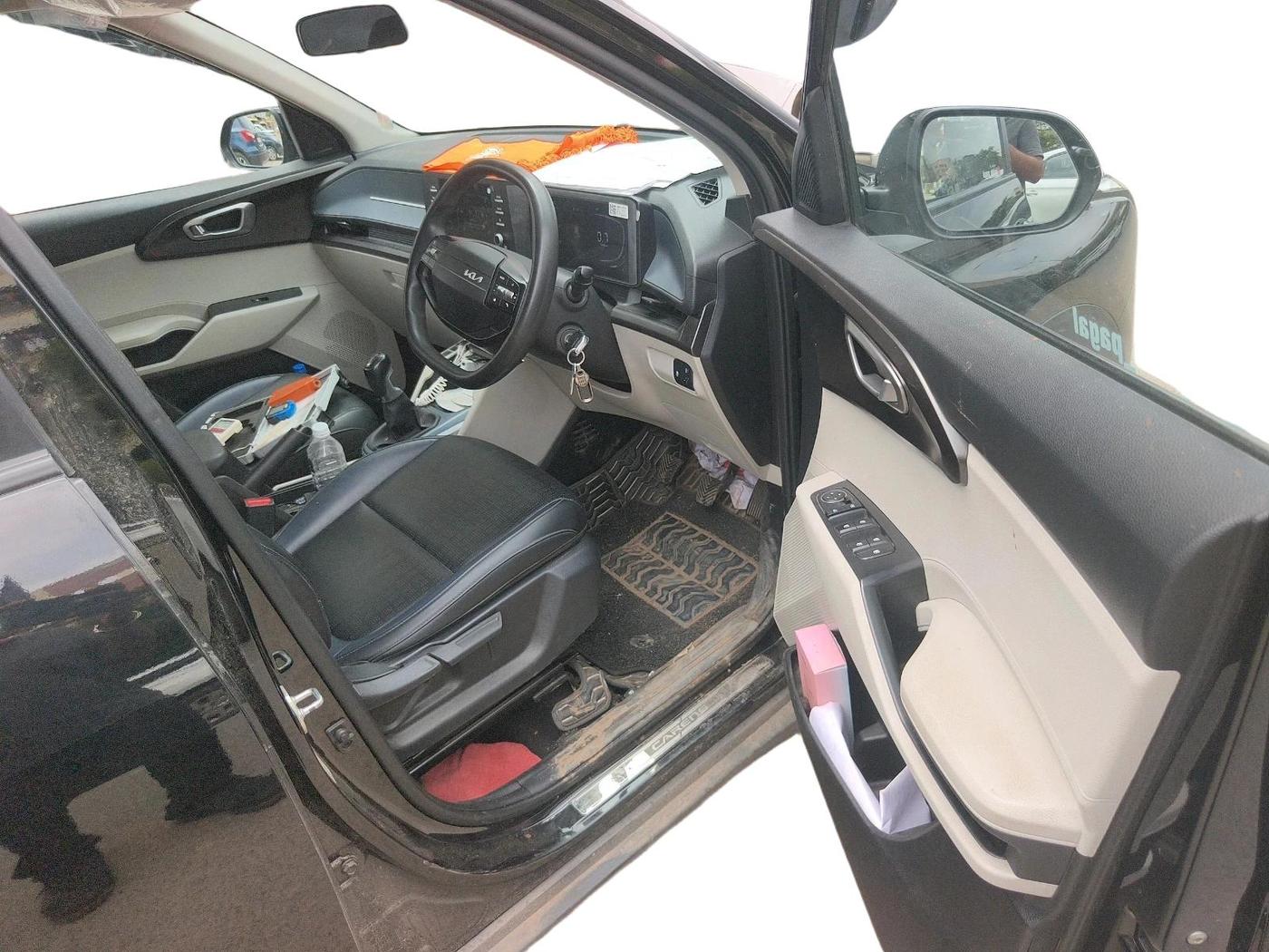 2025 KIA Carens Clavis HTE (O) 1.5 Diesel MT, Diesel, Manual, 22,718 km, interior