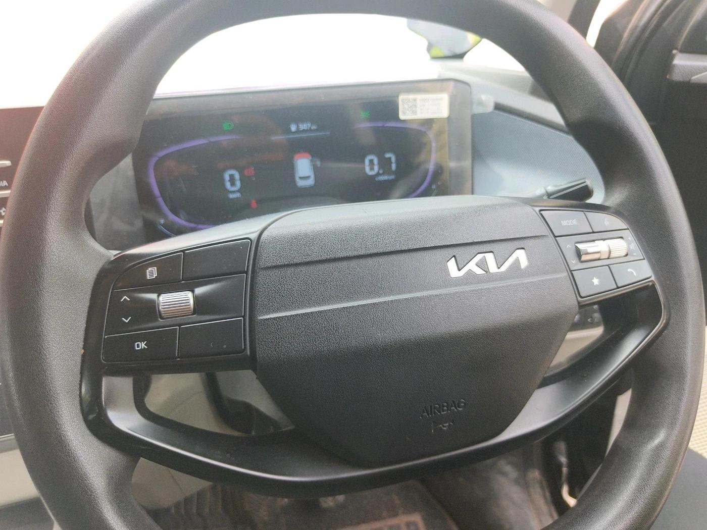 2025 KIA Carens Clavis HTE (O) 1.5 Diesel MT, Diesel, Manual, 22,718 km, interior