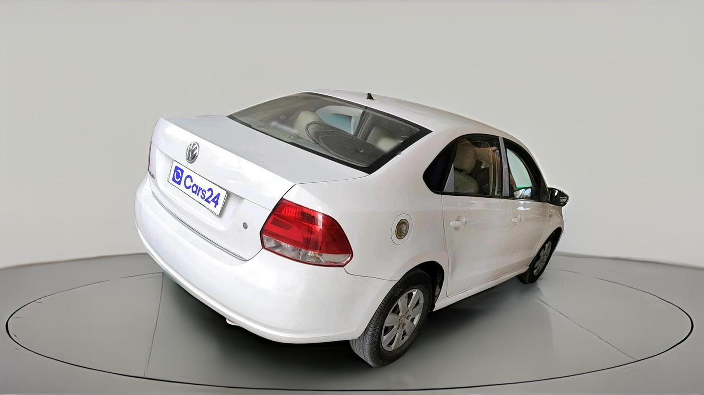 2011 Volkswagen Vento TRENDLINE 1.6, CNG, Manual, 1,42,729 km, exterior