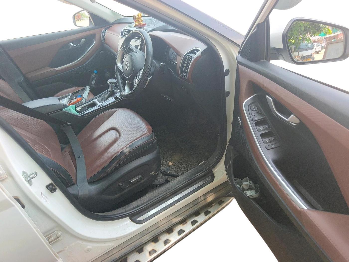 2023 Hyundai ALCAZAR 1.5 SIGNATURE (O) DCT 6STR TURBO P, Petrol, Automatic, 34,097 km, interior