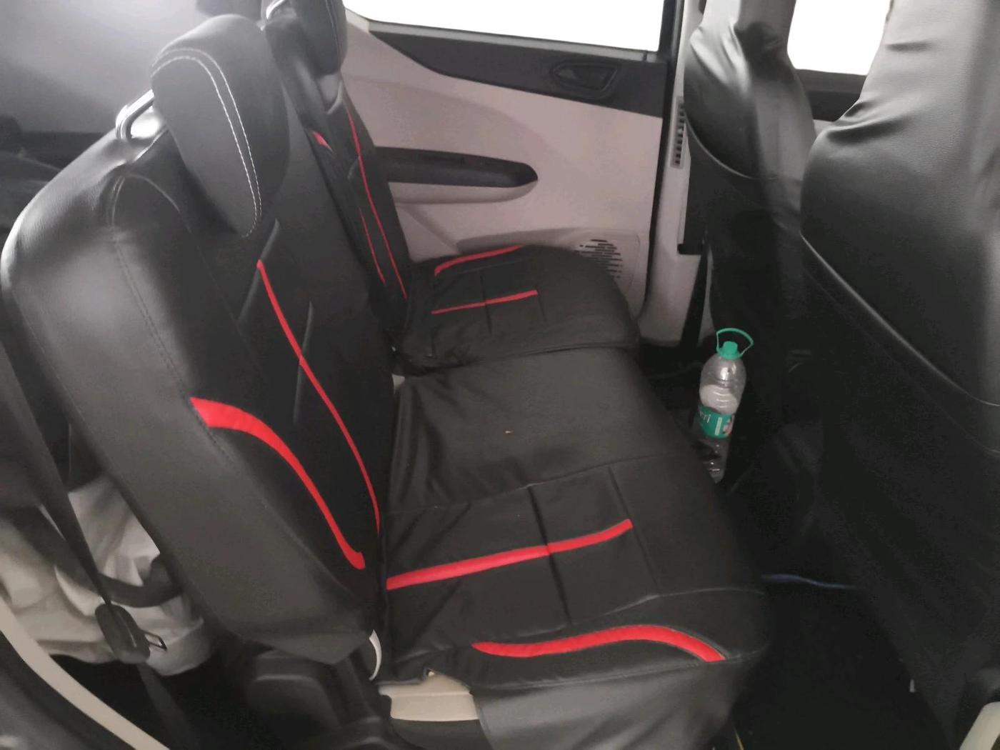 2022 Renault TRIBER RXT, Petrol, Manual, 6,018 km, interior