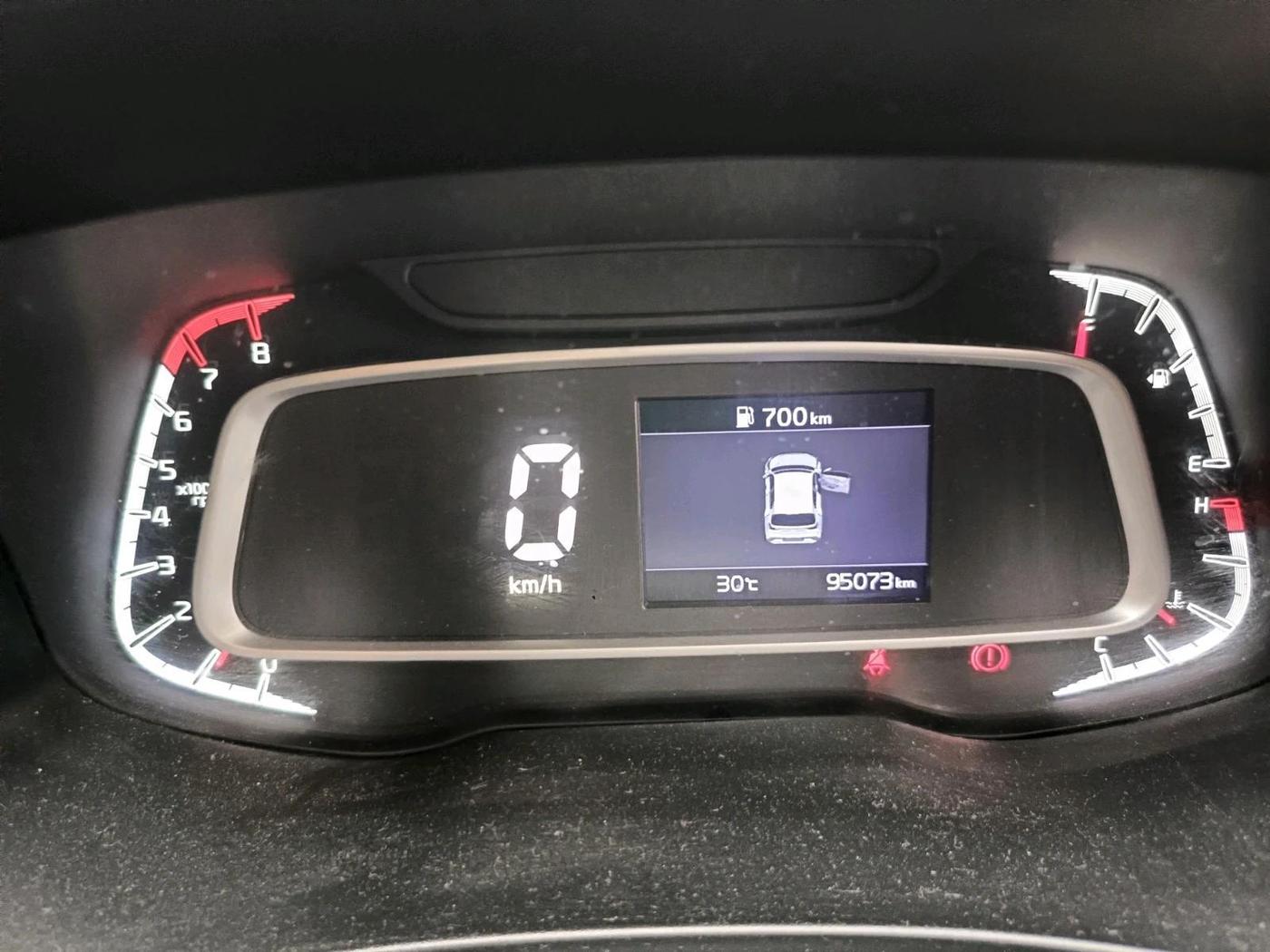 2022 KIA SONET HTK PLUS 1.2, Petrol, Manual, 95,073 km, interior