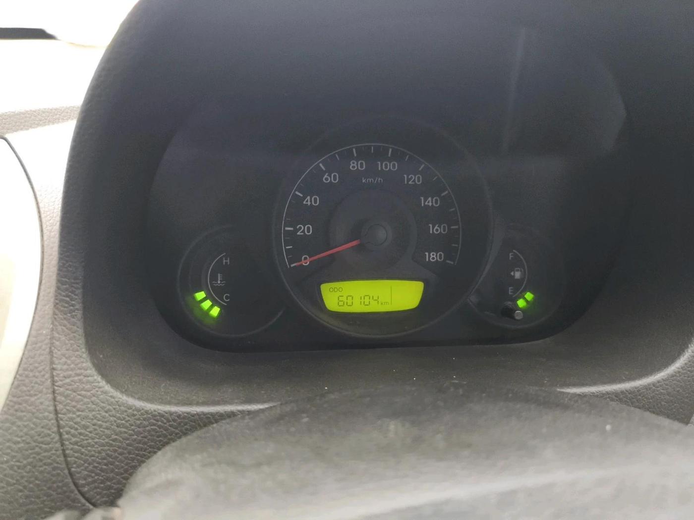 2013 Hyundai Eon ERA +, Petrol, Manual, 60,104 km, interior