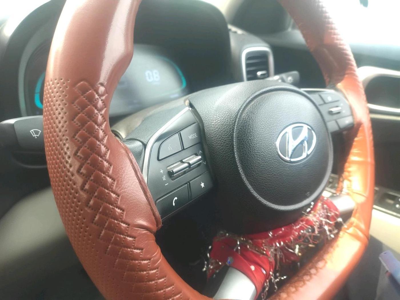 2022 Hyundai VENUE SX 1.2 PETROL, Petrol, Manual, 64,125 km, interior