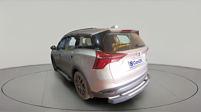 2023 Mahindra XUV700 AX 7 LUXURY D AT 7 STR, Diesel, Automatic, 80,796 km, exterior