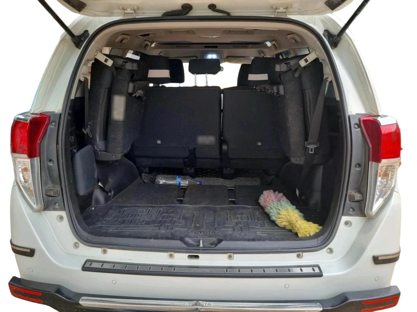 2025 Toyota Innova Crysta 2.4 VX 7STR, Diesel, Manual, 30,475 km, exterior