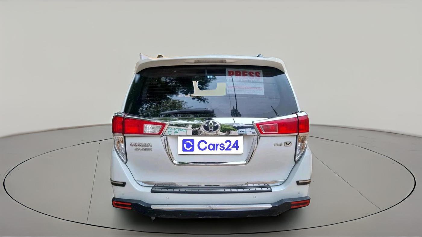 2025 Toyota Innova Crysta 2.4 VX 7STR, Diesel, Manual, 30,475 km, exterior