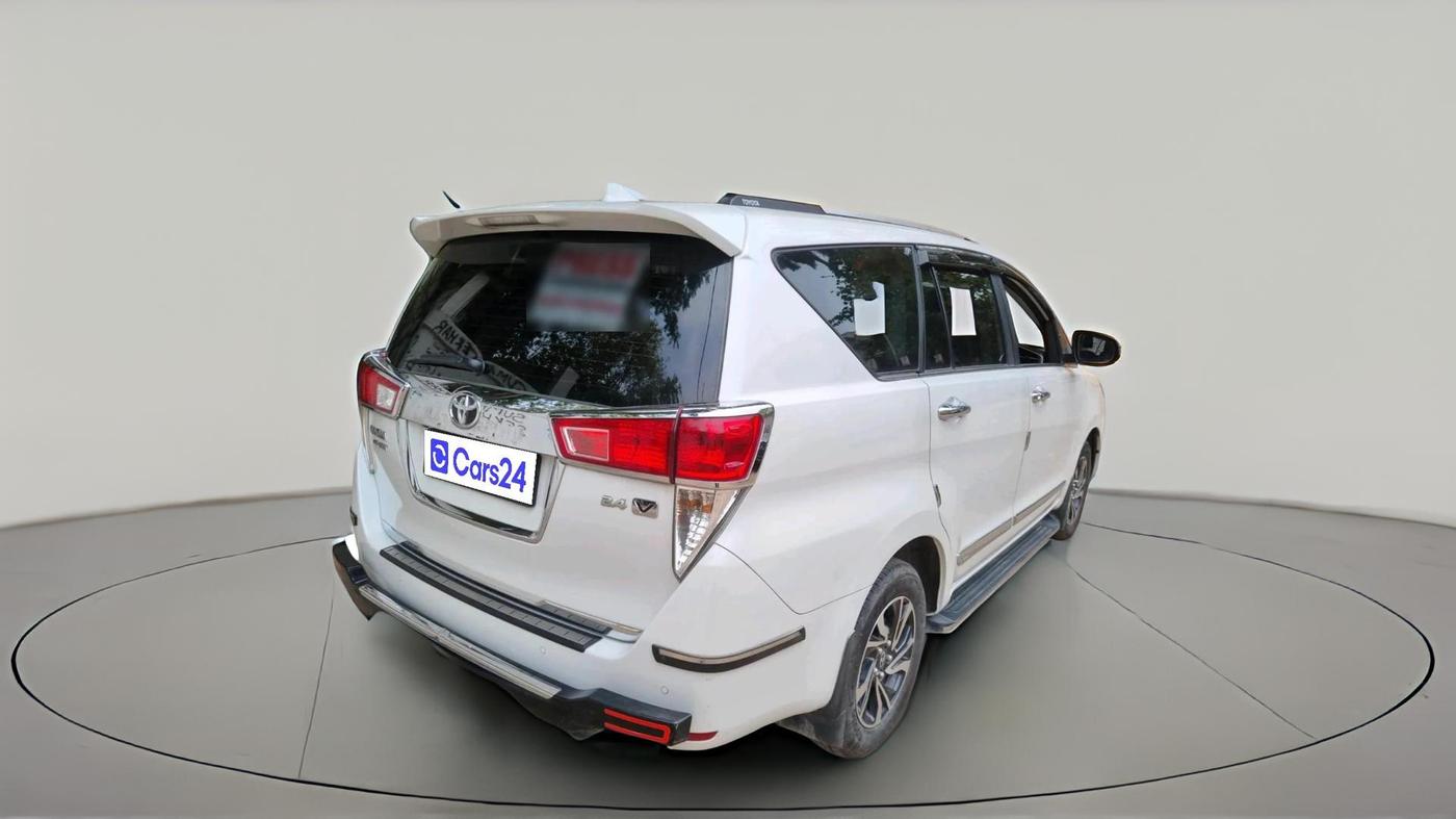 2025 Toyota Innova Crysta 2.4 VX 7STR, Diesel, Manual, 30,475 km, exterior