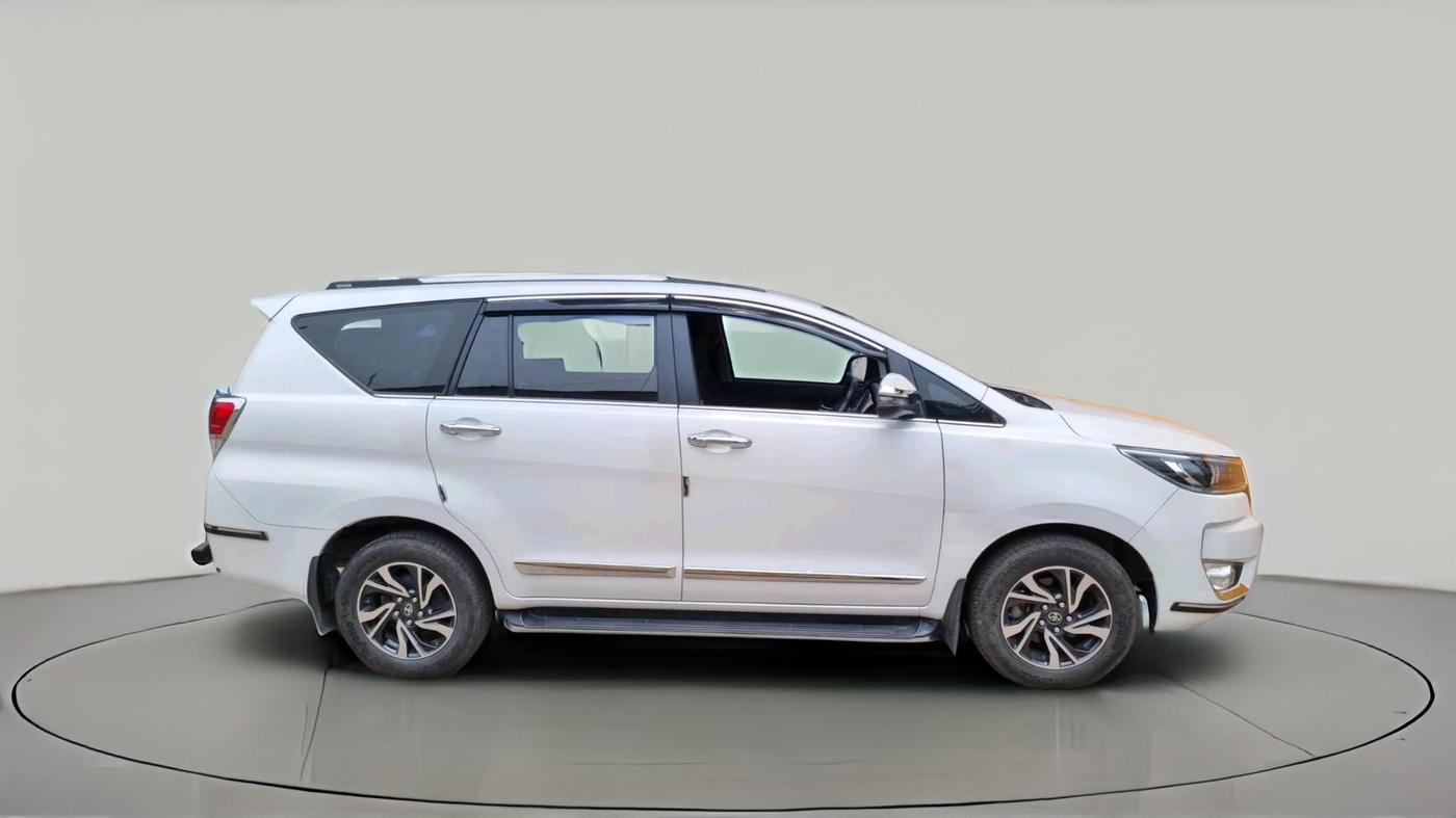 2025 Toyota Innova Crysta 2.4 VX 7STR, Diesel, Manual, 30,475 km, exterior