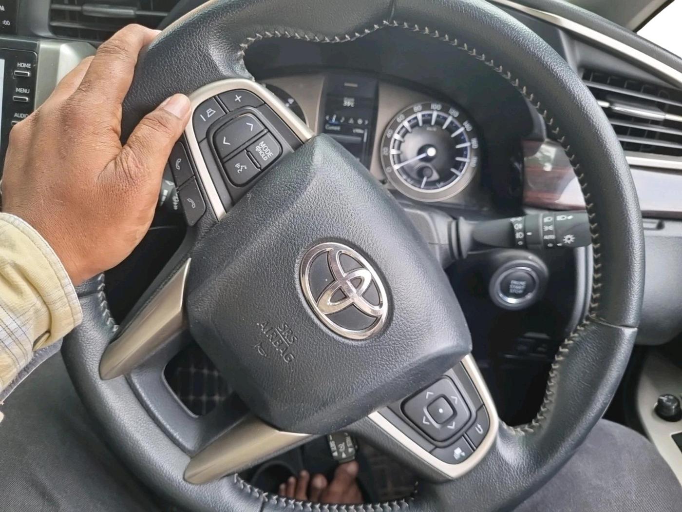 2025 Toyota Innova Crysta 2.4 VX 7STR, Diesel, Manual, 30,475 km, interior