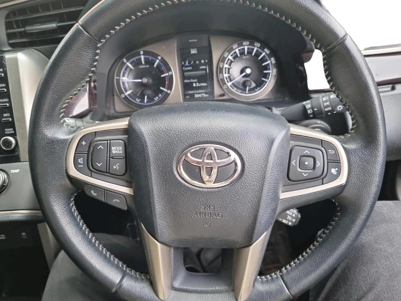 2025 Toyota Innova Crysta 2.4 VX 7STR, Diesel, Manual, 30,475 km, interior