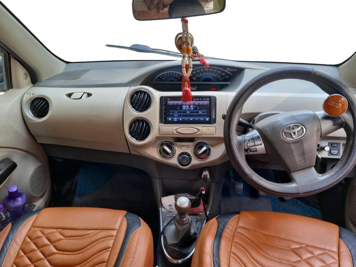 2016 Toyota Etios VX-D, Diesel, Manual, 1,58,982 km, interior