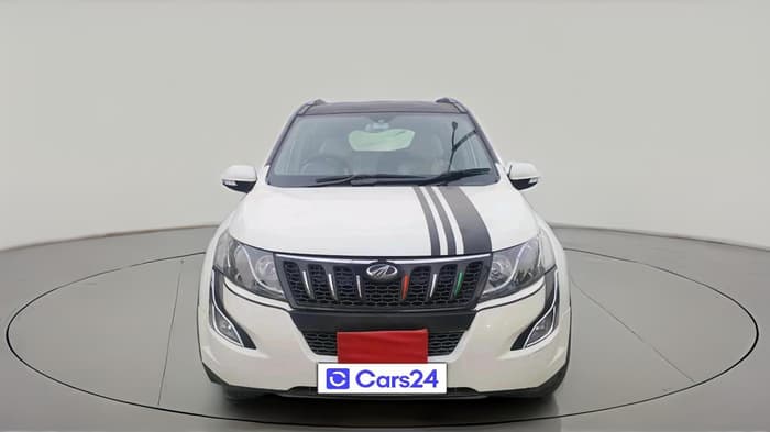 2016 Mahindra XUV500 W10, Diesel, Manual, 99,079 km, exterior