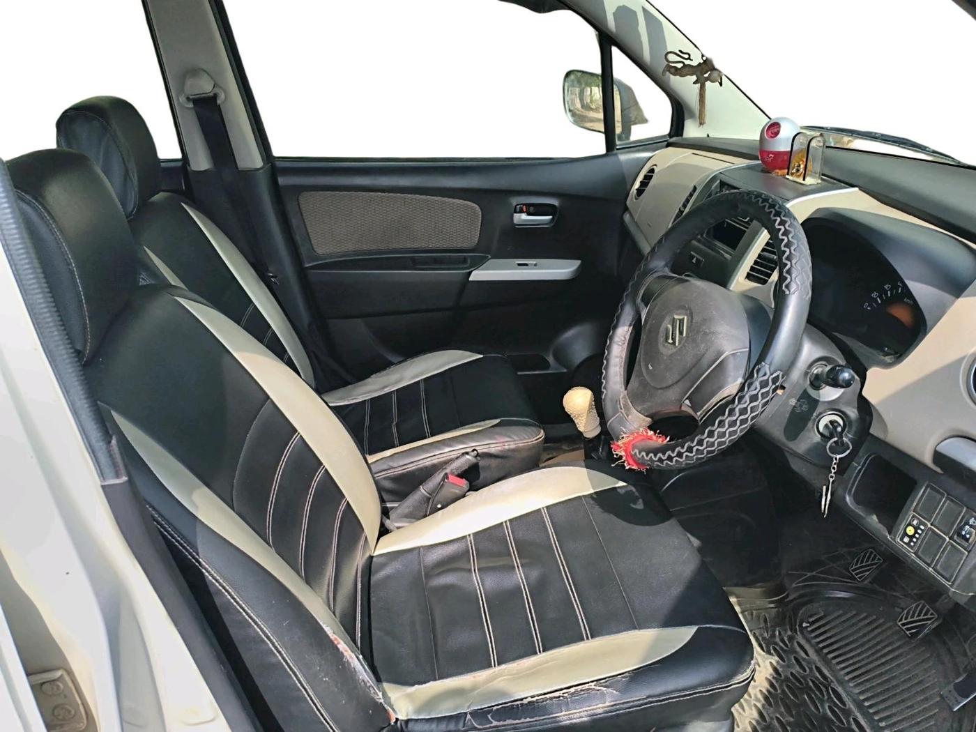 2015 Maruti Wagon R 1.0 LXI CNG, CNG, Manual, 1,34,257 km, interior