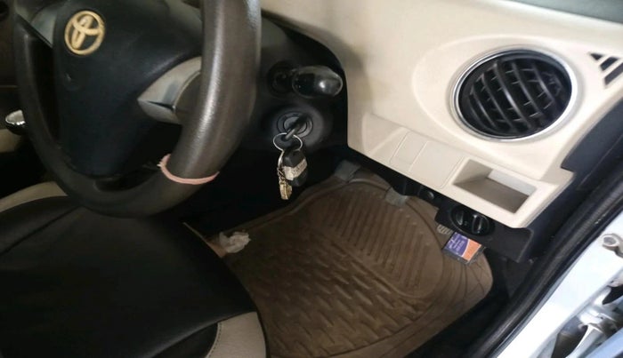 2012 Toyota Etios VD, Diesel, Manual, 76,468 km, interior