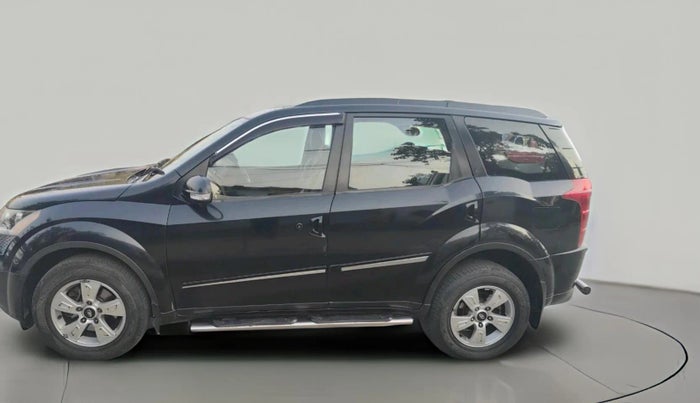 2014 Mahindra XUV500 W8, Diesel, Manual, 1,26,048 km, exterior