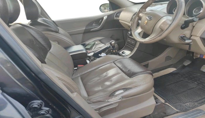 2014 Mahindra XUV500 W8, Diesel, Manual, 1,26,048 km, interior
