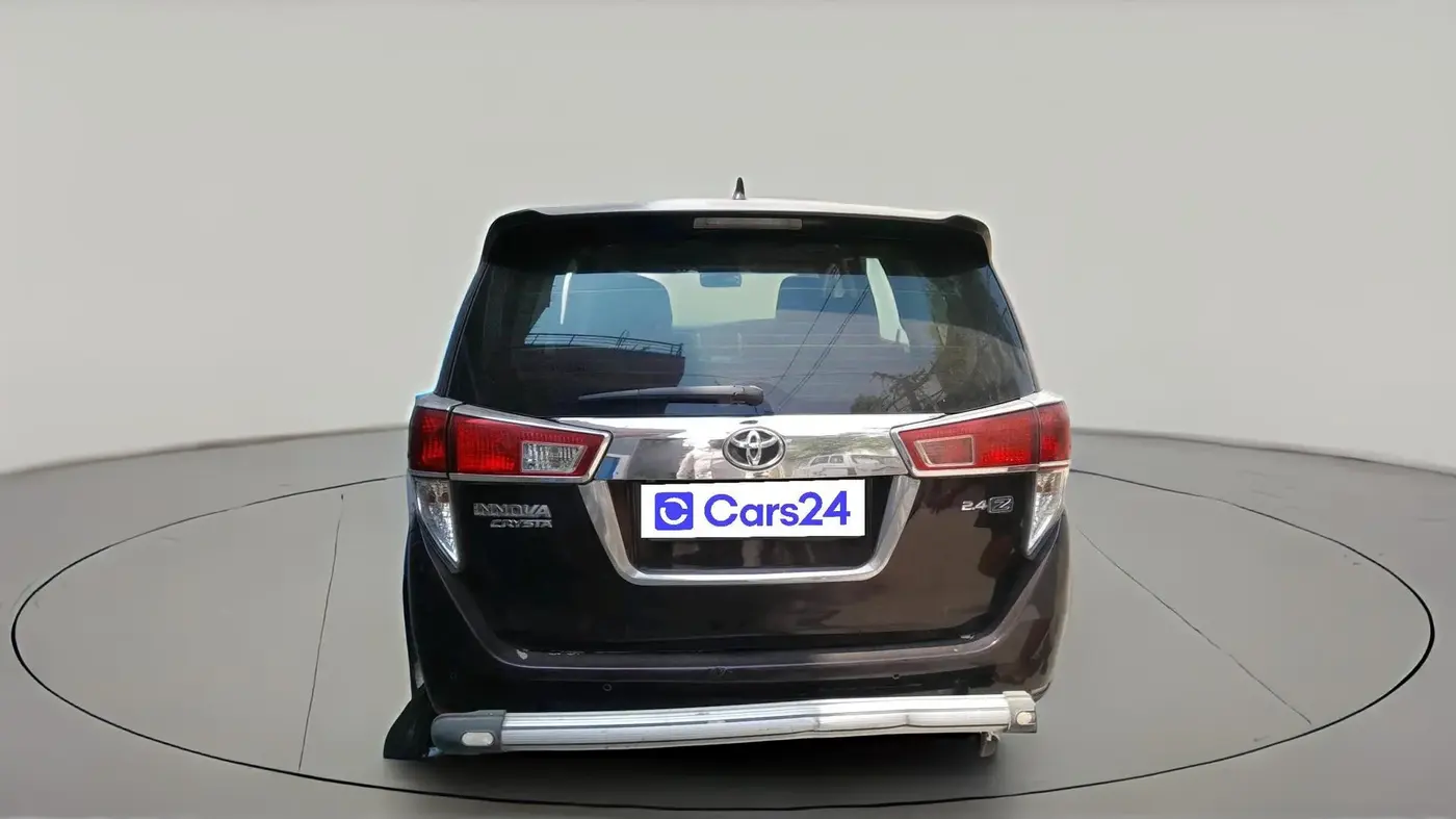2020 Toyota Innova Crysta 2.4 ZX 7 STR, Diesel, Manual, 53,200 km, exterior