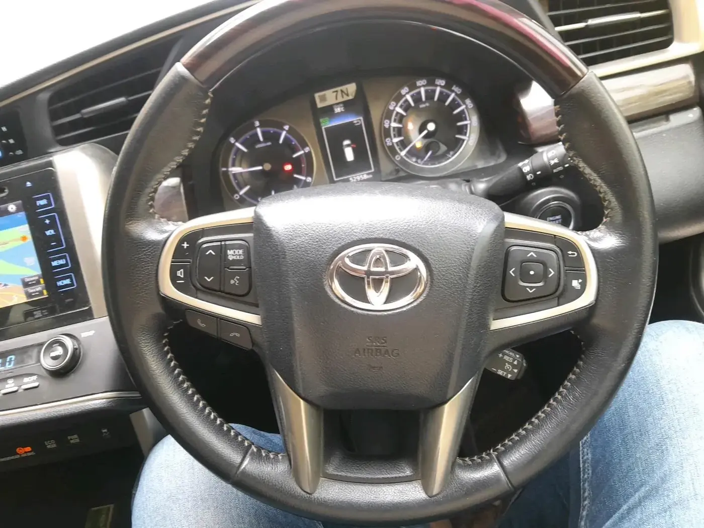 2020 Toyota Innova Crysta 2.4 ZX 7 STR, Diesel, Manual, 53,200 km, interior