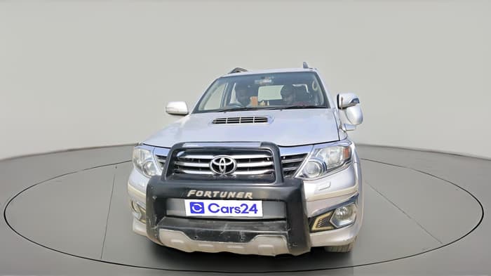 2013 Toyota Fortuner 3.0 4X2 AT, Diesel, Automatic, 1,12,500 km, exterior