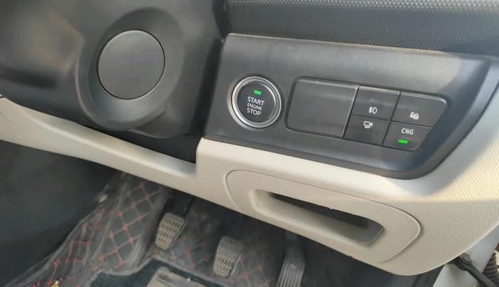 2024 Tata ALTROZ XZ Plus (S) Lux CNG , CNG, Manual, 56,882 km, interior