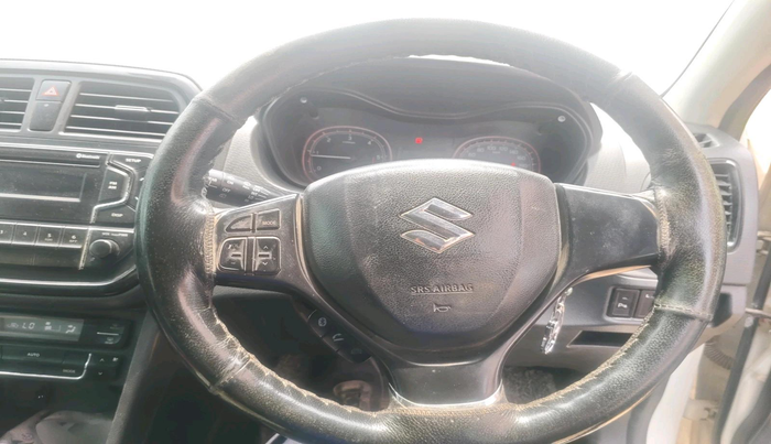 2017 Maruti Vitara Brezza ZDI, Diesel, Manual, 1,90,546 km, interior