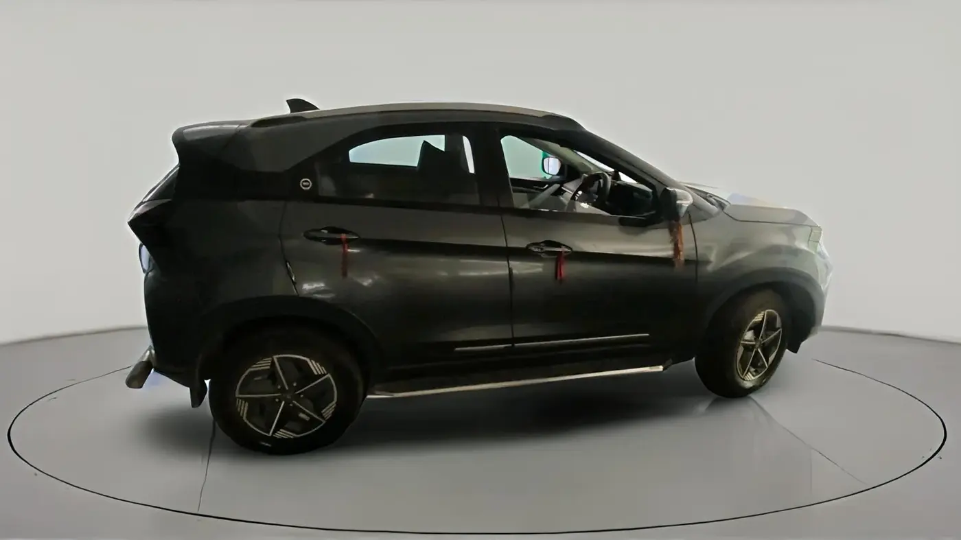 2024 Tata NEXON CREATIVE + 1.2 PETROL, Petrol, Manual, 5,602 km, exterior