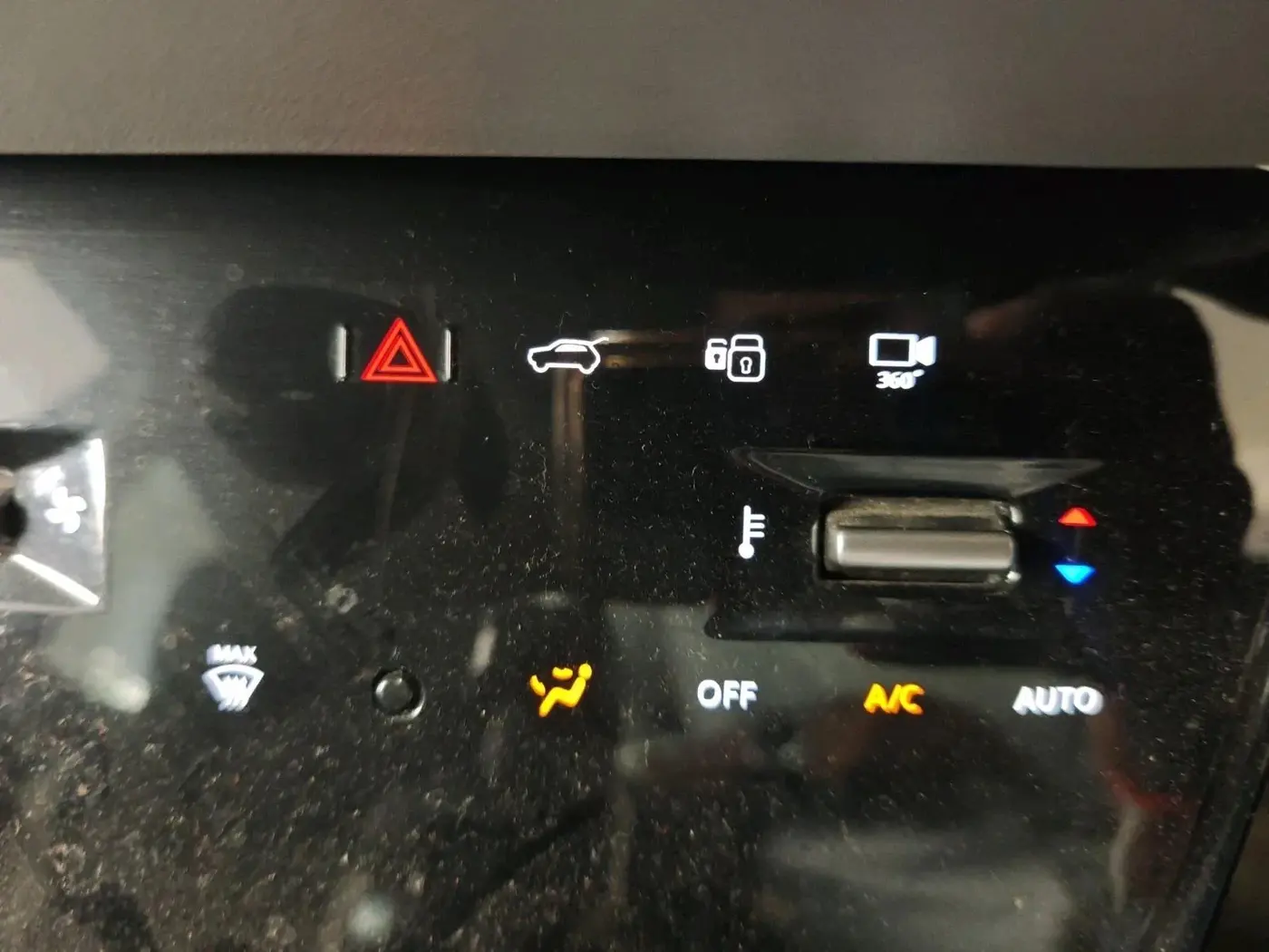 2024 Tata NEXON CREATIVE + 1.2 PETROL, Petrol, Manual, 5,602 km, interior