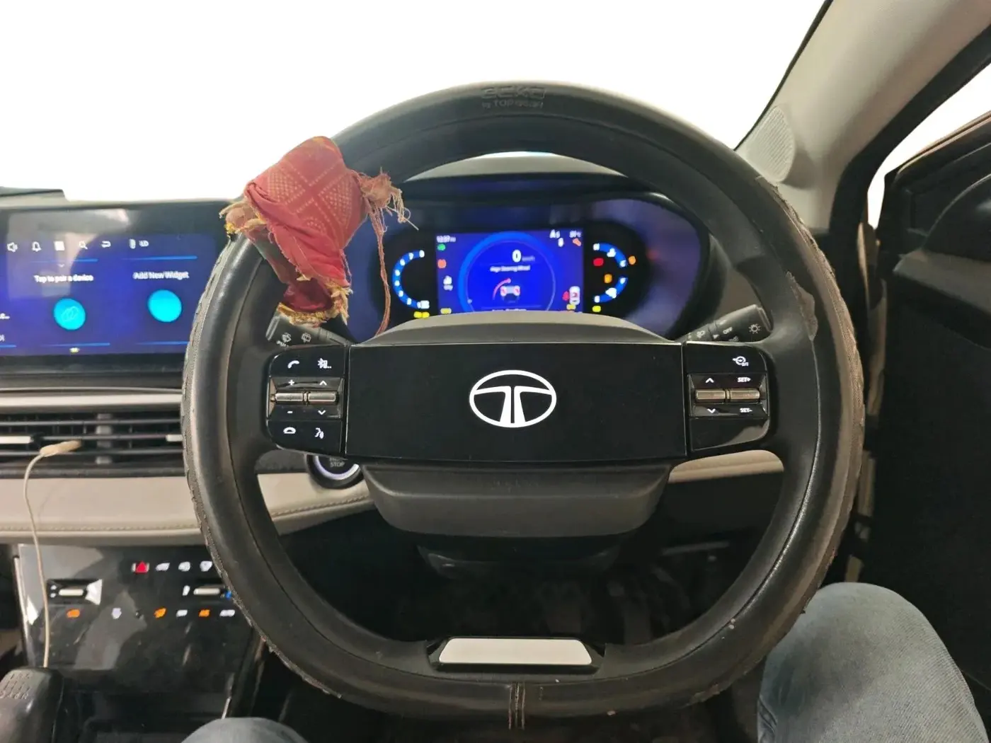 2024 Tata NEXON CREATIVE + 1.2 PETROL, Petrol, Manual, 5,602 km, interior