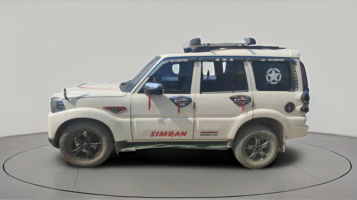 2015 Mahindra Scorpio S10, Diesel, Manual, 25,150 km, exterior