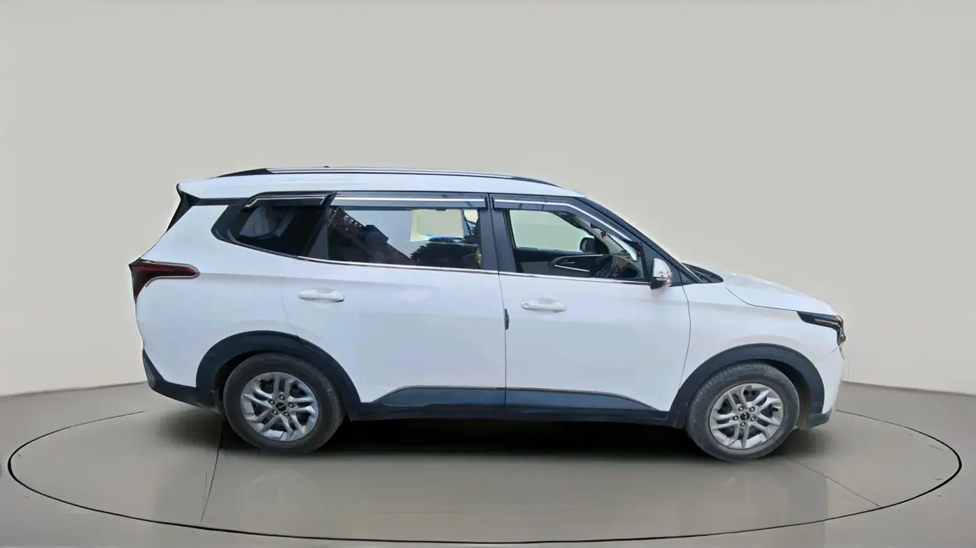 2023 KIA CARENS PRESTIGE 1.5 DIESEL 7 STR, Diesel, Manual, 1,18,872 km, exterior