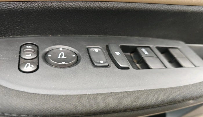 2025 Honda Amaze ZX 1.2 Petrol CVT, Petrol, Automatic, 5,819 km, interior