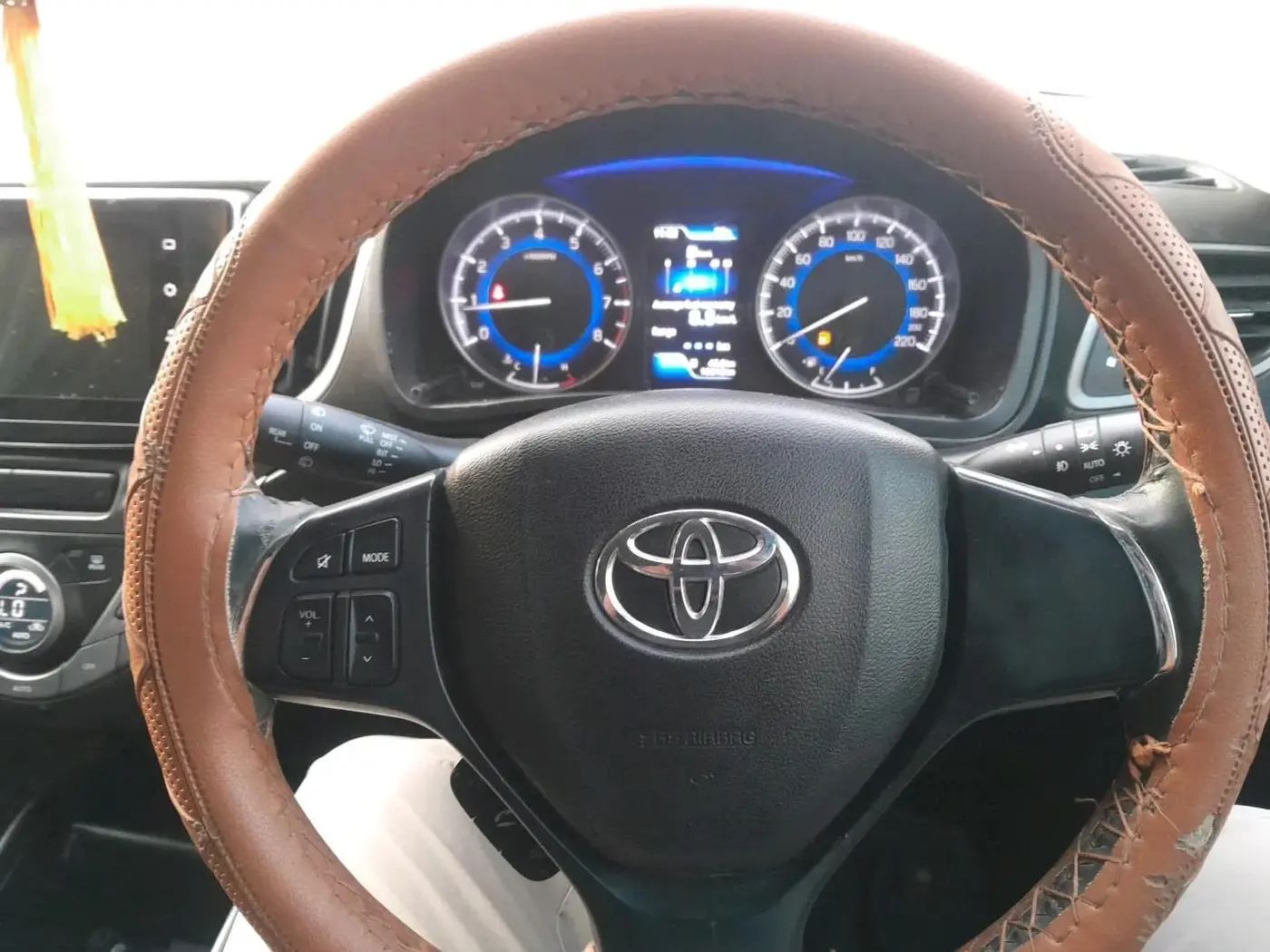 2020 Toyota Glanza V, Petrol, Manual, 16,212 km, interior