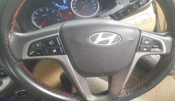 2016 Hyundai Verna 1.6 VTVT SX, CNG, Manual, 61,068 km, interior