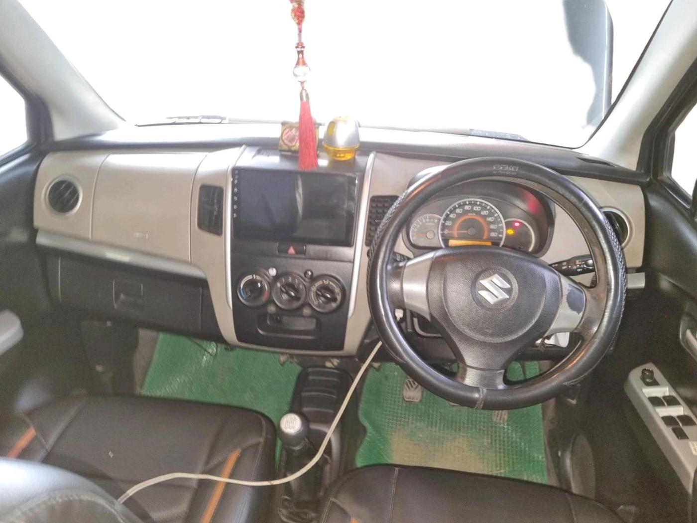 2015 Maruti Wagon R 1.0 VXI, CNG, Manual, 1,54,976 km, interior