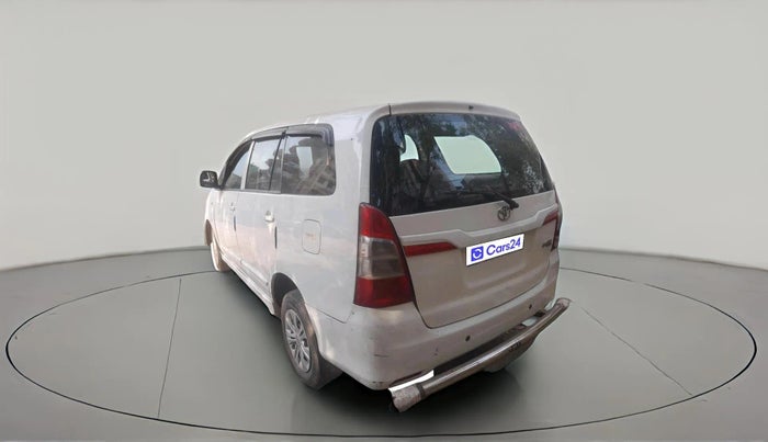 2013 Toyota Innova 2.5 GX 8 STR, Diesel, Manual, 97,759 km, exterior