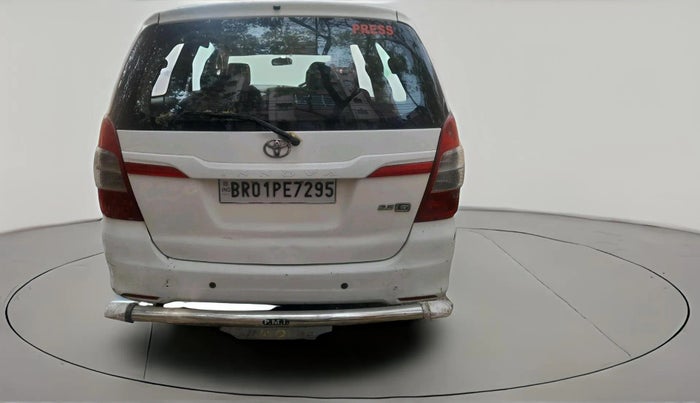 2013 Toyota Innova 2.5 GX 8 STR, Diesel, Manual, 97,759 km, exterior