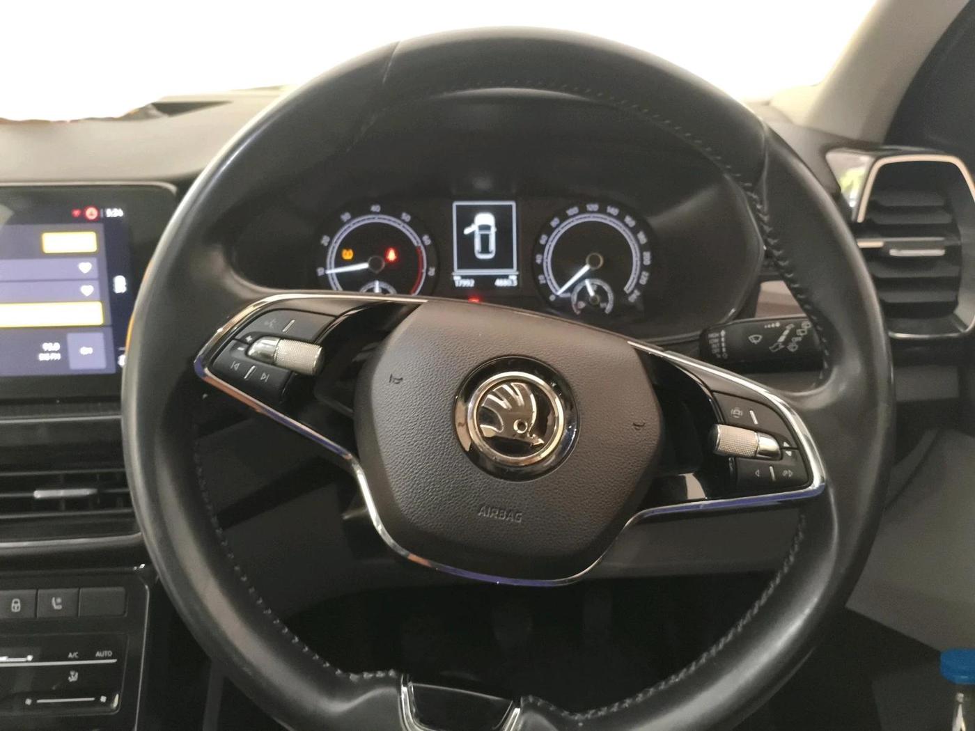2022 Skoda KUSHAQ STYLE 1.0L TSI MT, Petrol, Manual, 17,992 km, interior
