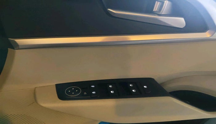 2022 KIA CARENS PRESTIGE PLUS 1.5 DIESEL 7 STR, Diesel, Manual, 9,474 km, interior