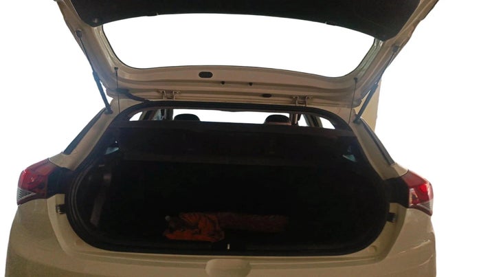 2016 Hyundai Elite i20 SPORTZ 1.4 CRDI, Diesel, Manual, 97,113 km, exterior