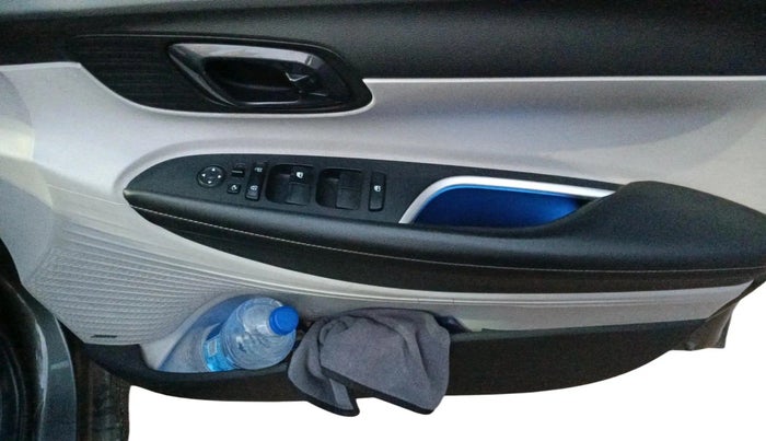 2023 Hyundai NEW I20 ASTA (O) 1.2 MT, Petrol, Manual, 28,022 km, interior