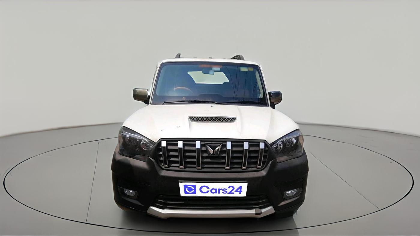2025 Mahindra SCORPIO CLASSIC S 7STR, Diesel, Manual, 12,984 km, exterior